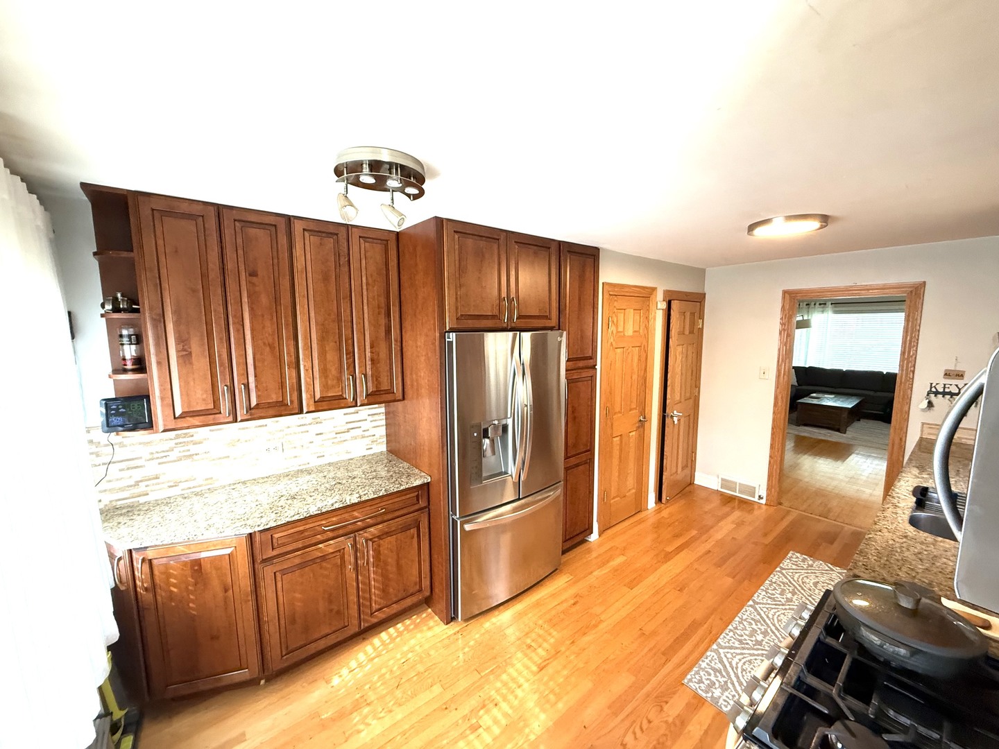 7536 Kildare Avenue Property Photo 4