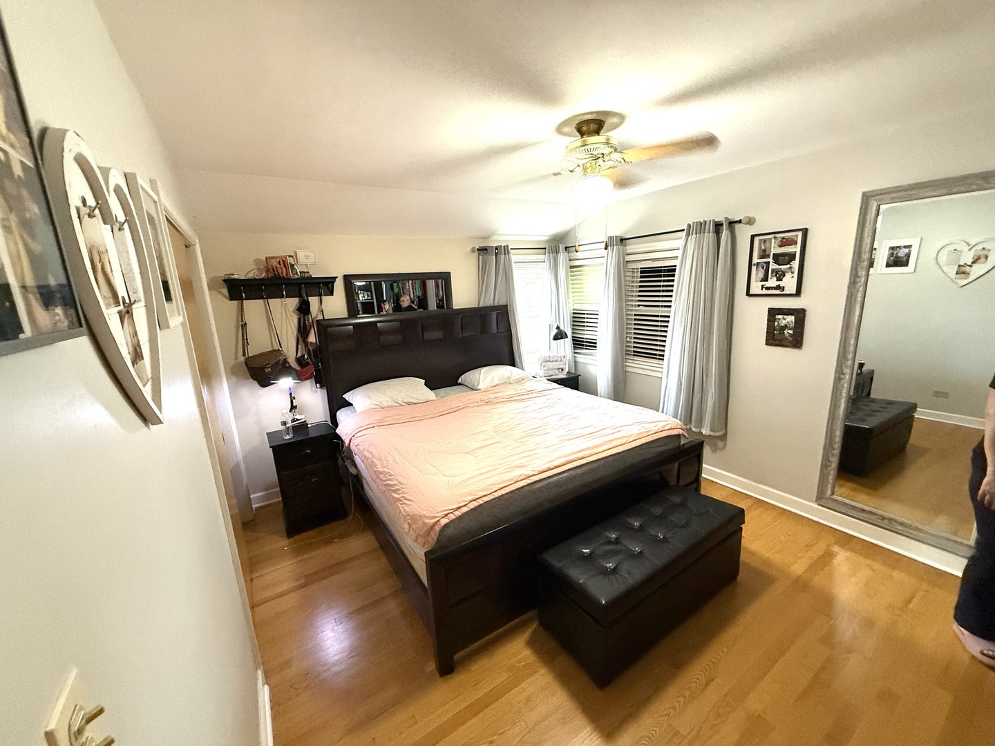 7536 Kildare Avenue Property Photo 7
