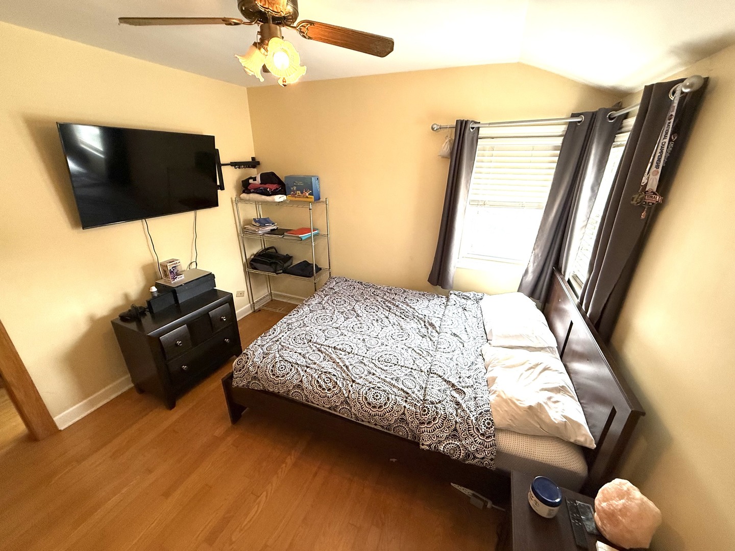 7536 Kildare Avenue Property Photo 9