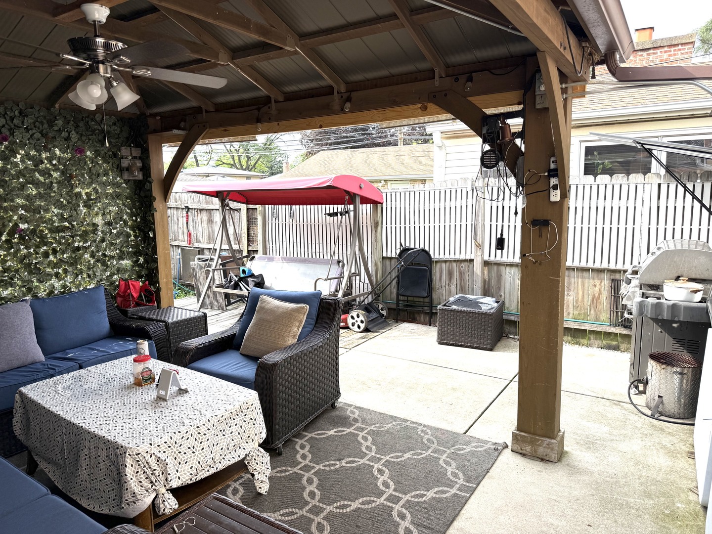 7536 Kildare Avenue Property Photo 16