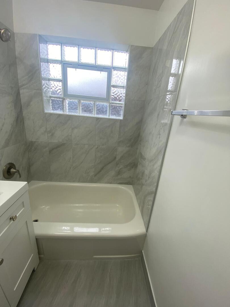 724 Florence Avenue 2 Property Photo 11