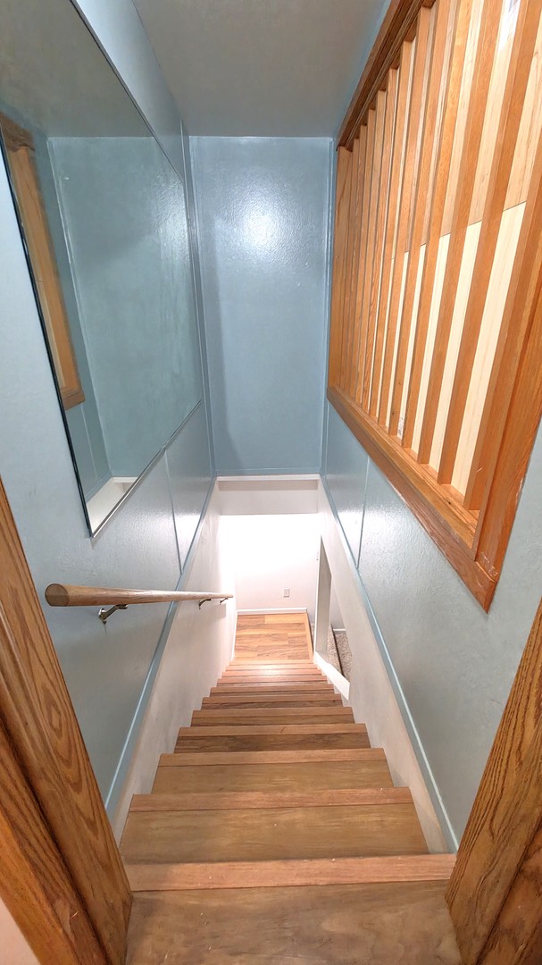 1941 W 53rd Street Property Photo 24