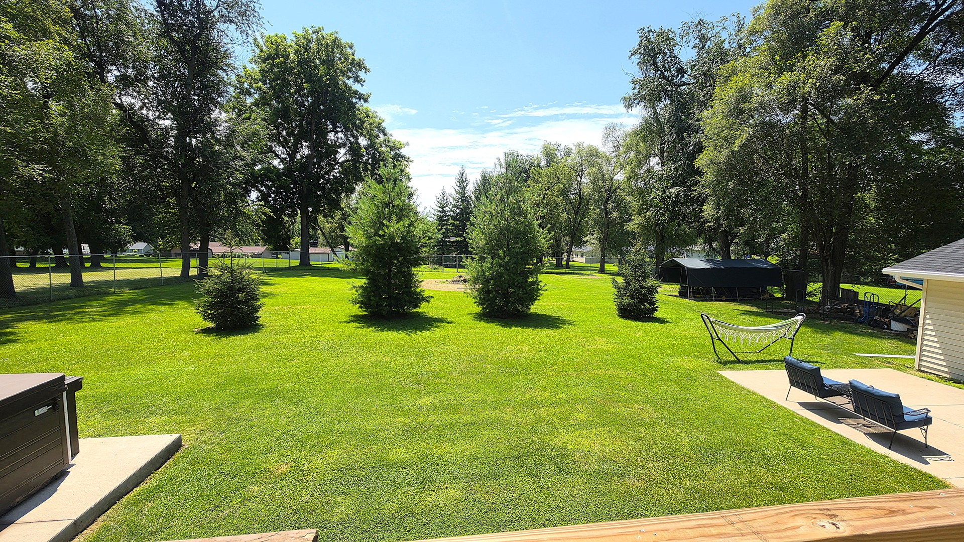 1941 W 53rd Street Property Photo 36
