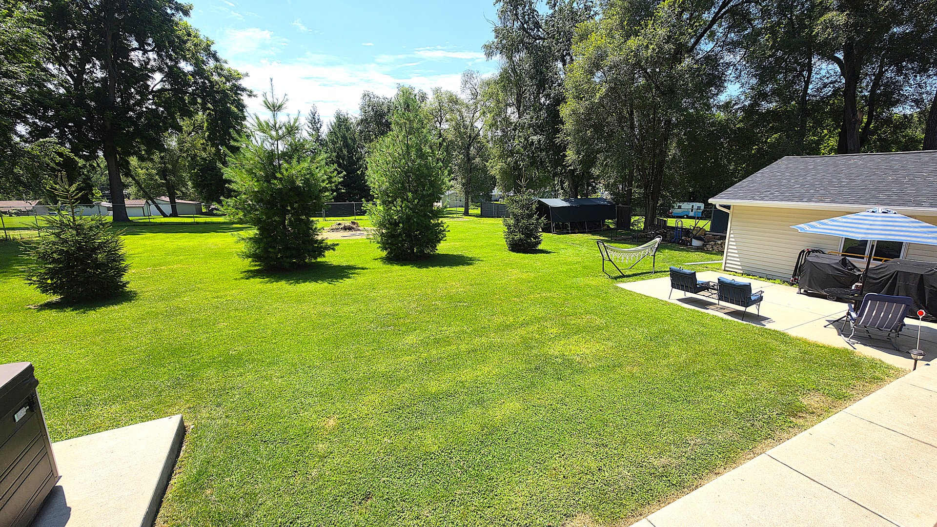 1941 W 53rd Street Property Photo 37