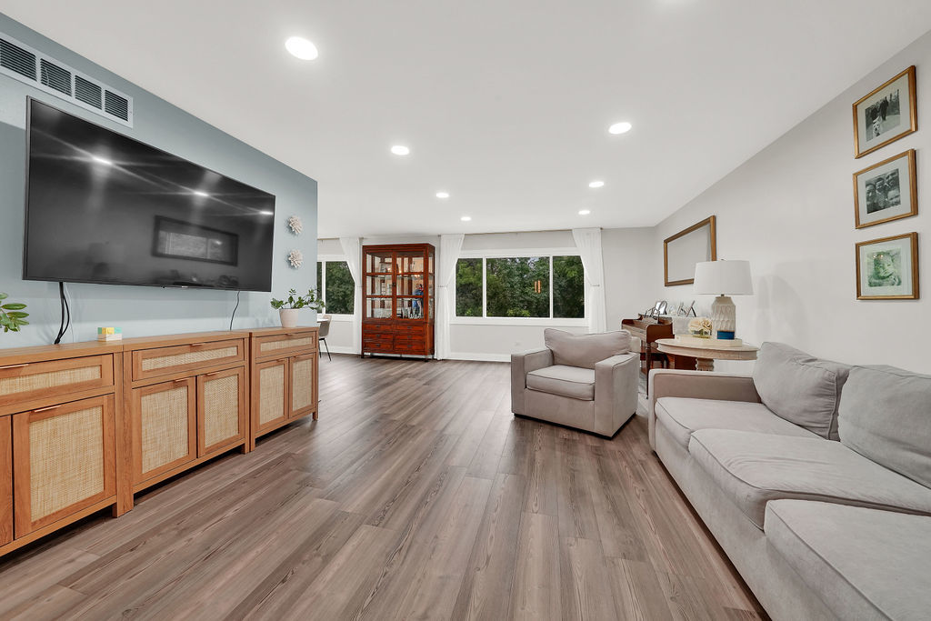 1441 Holland Place Property Photo 12