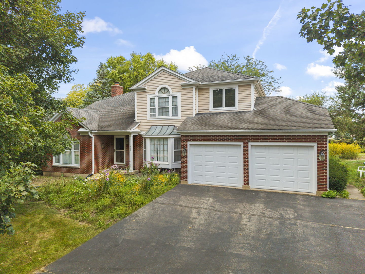 730 Cambridge Place Property Photo 1