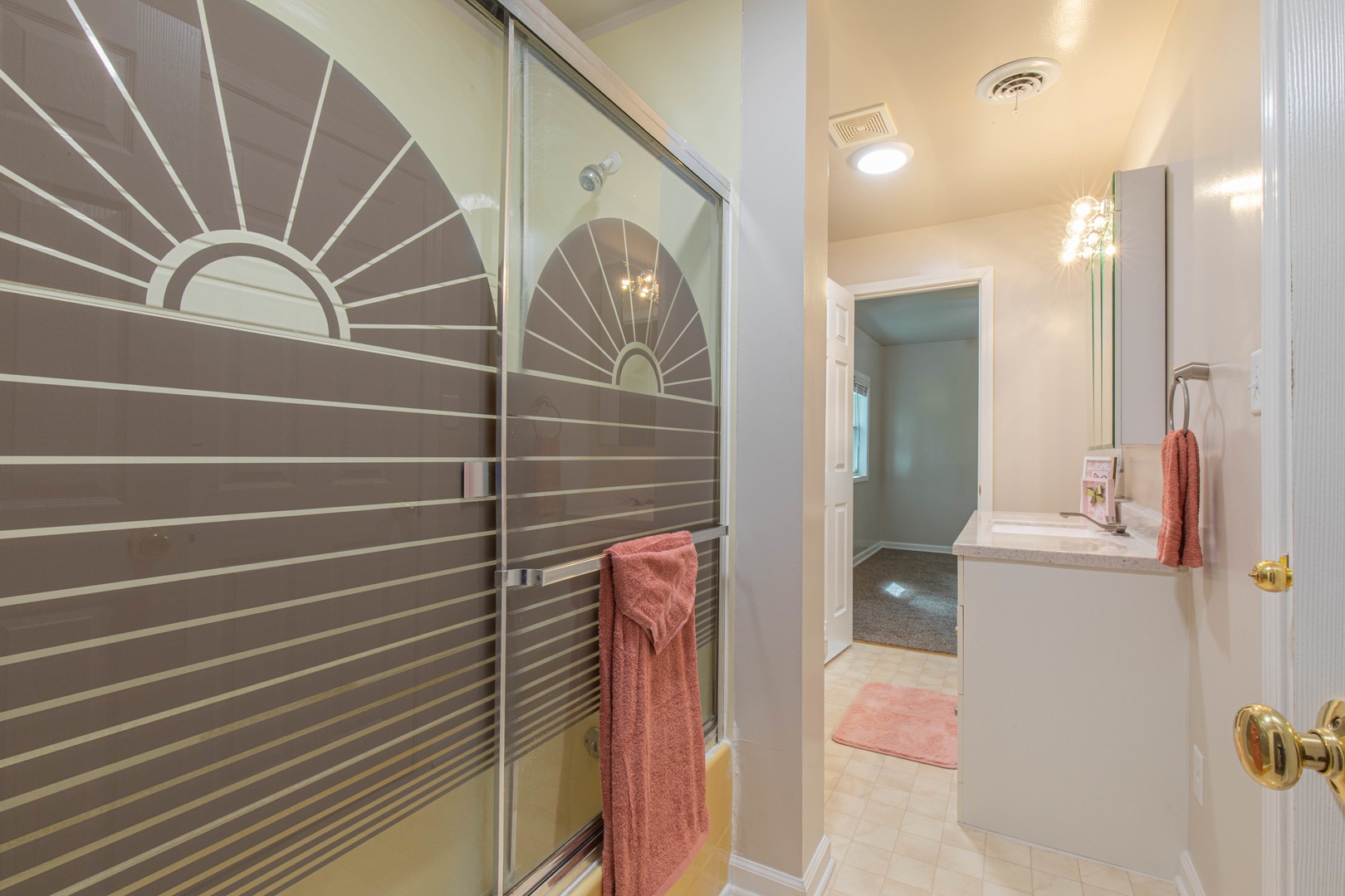 510 N High Street Property Photo 18