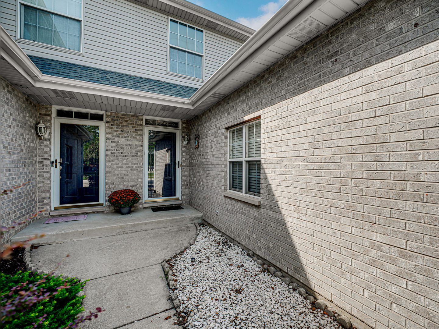 16612 Knottingwood Avenue Property Photo 2