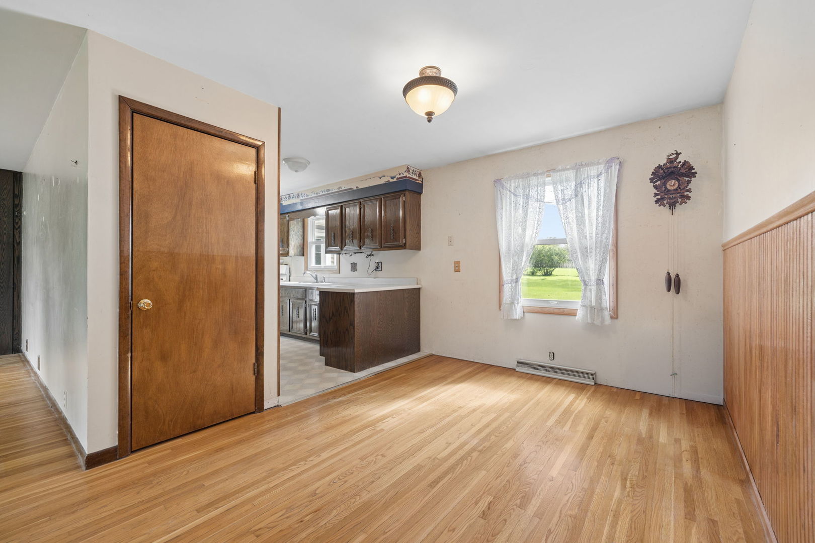 208 S Anderson Road Property Photo 5