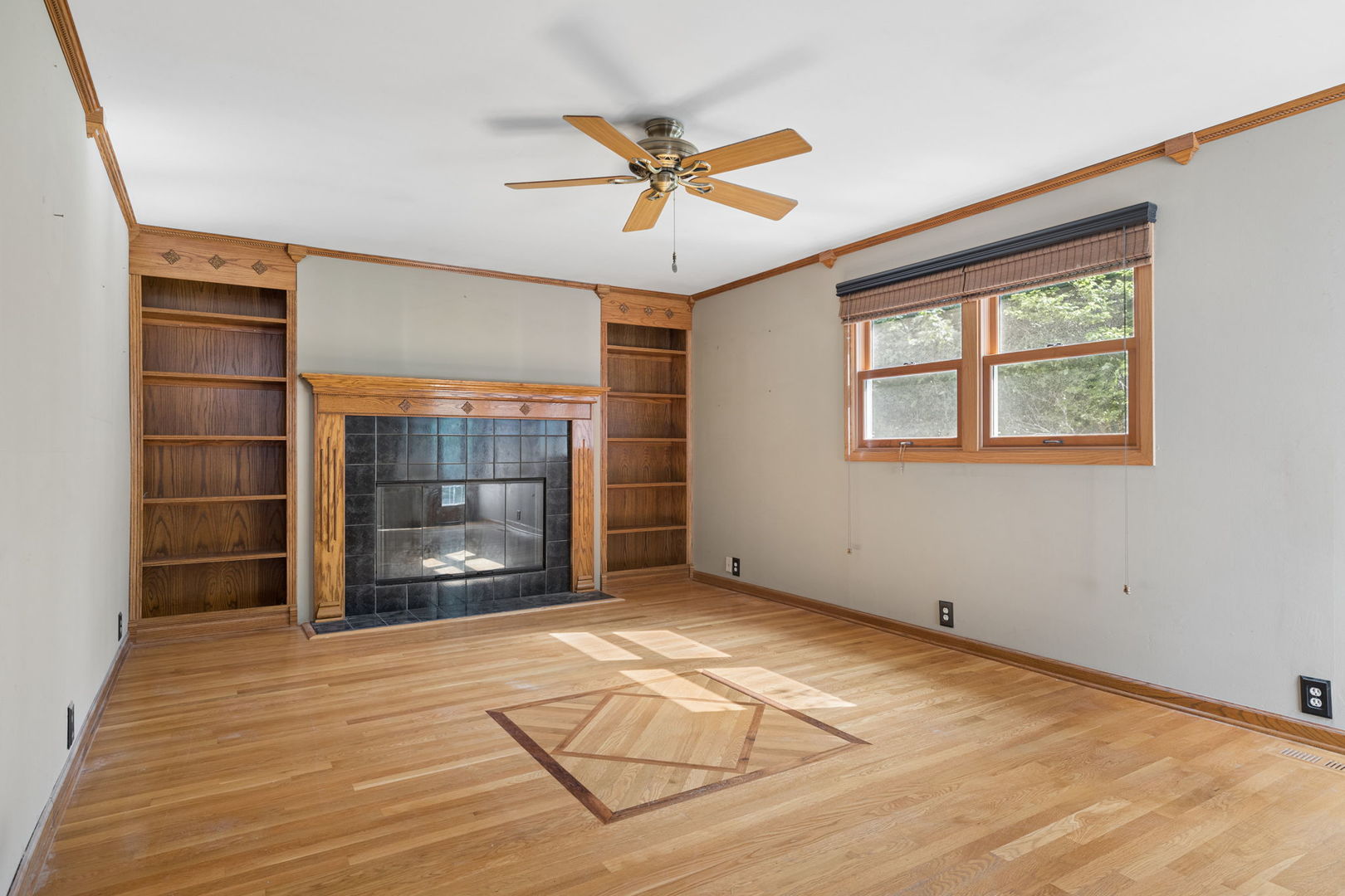 208 S Anderson Road Property Photo 8