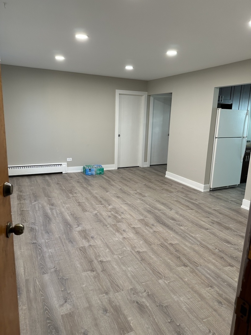 7645 S Roberts Road Property Photo 14
