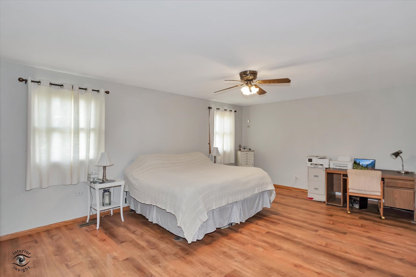8001 S Lockwood Avenue Property Photo 12