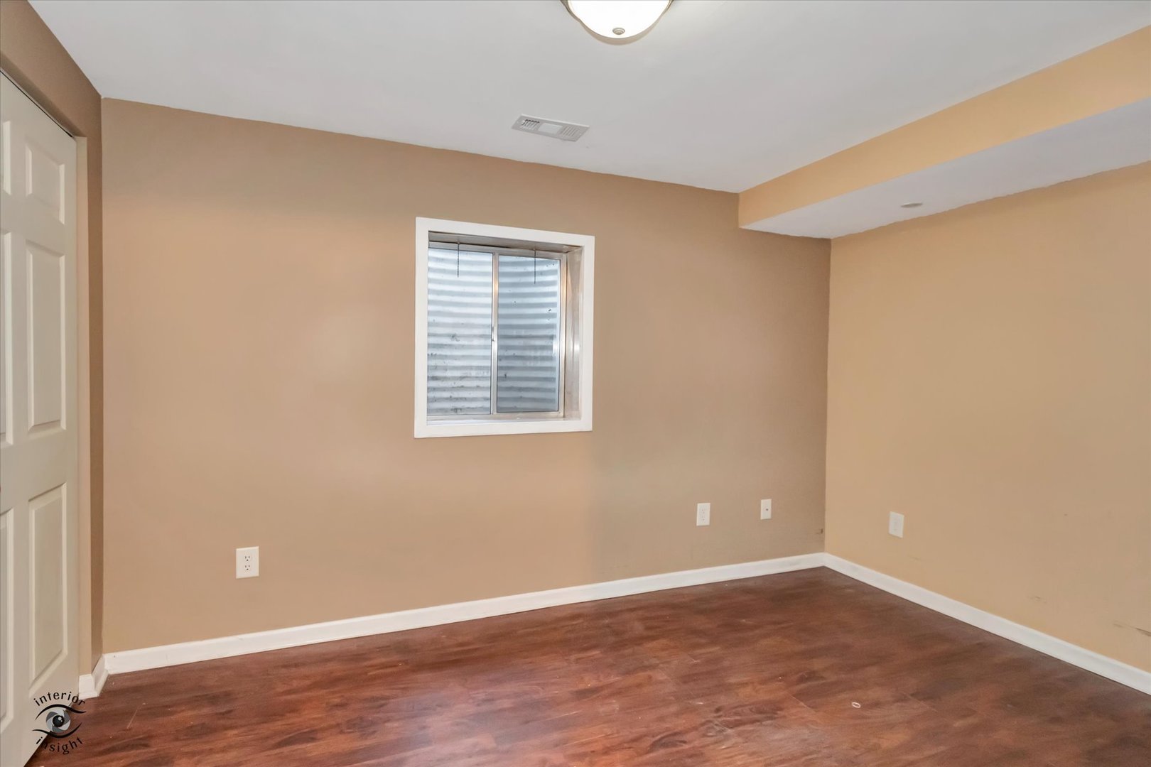 8001 S Lockwood Avenue Property Photo 23