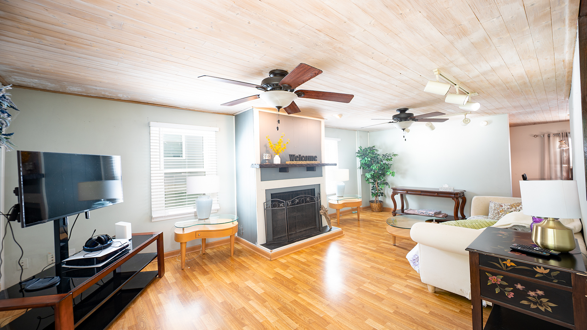 303 Macgregor Road Property Photo 4