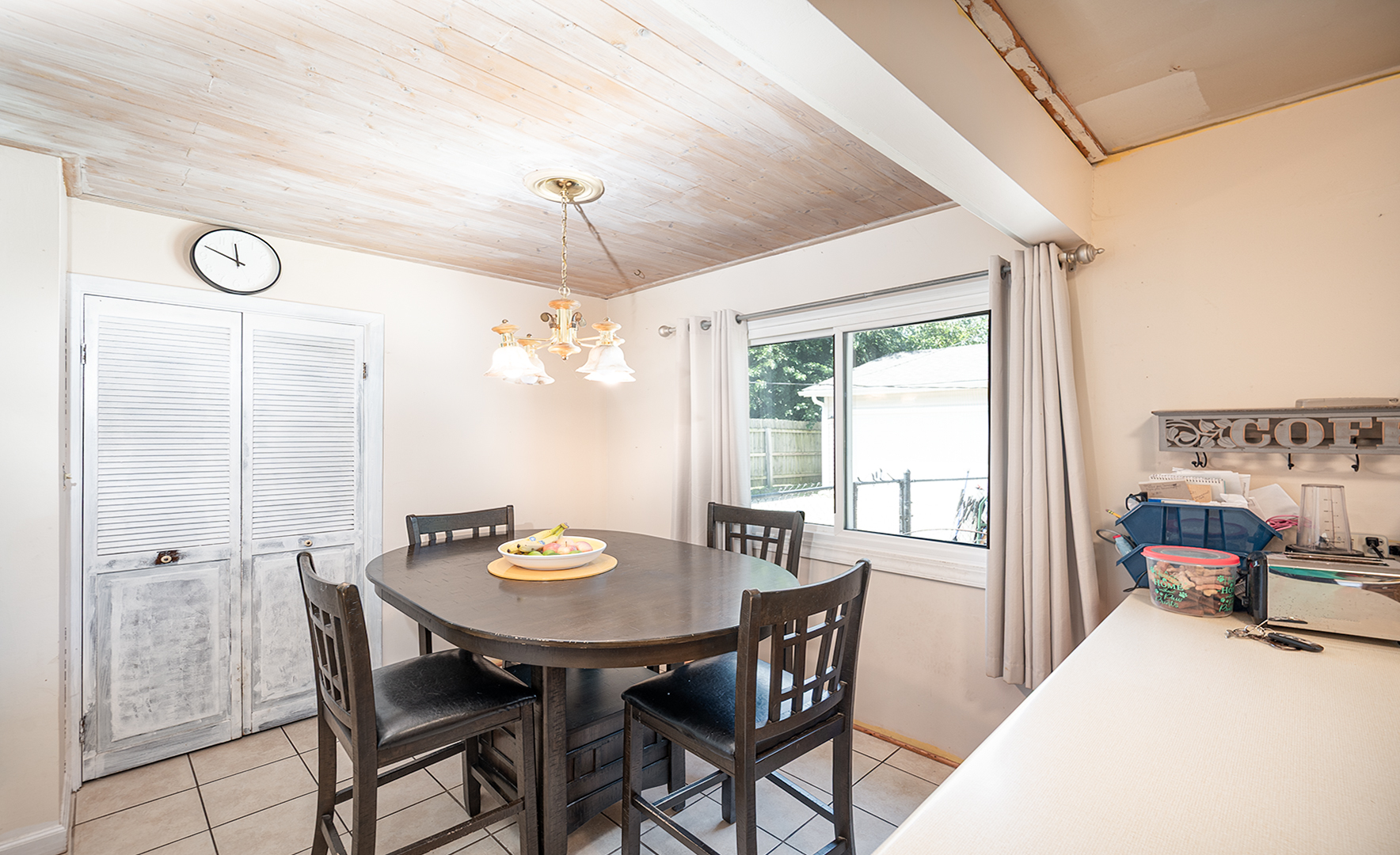 303 Macgregor Road Property Photo 8