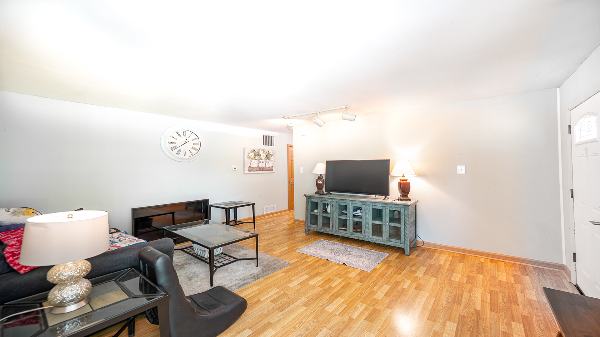 303 Macgregor Road Property Photo 17