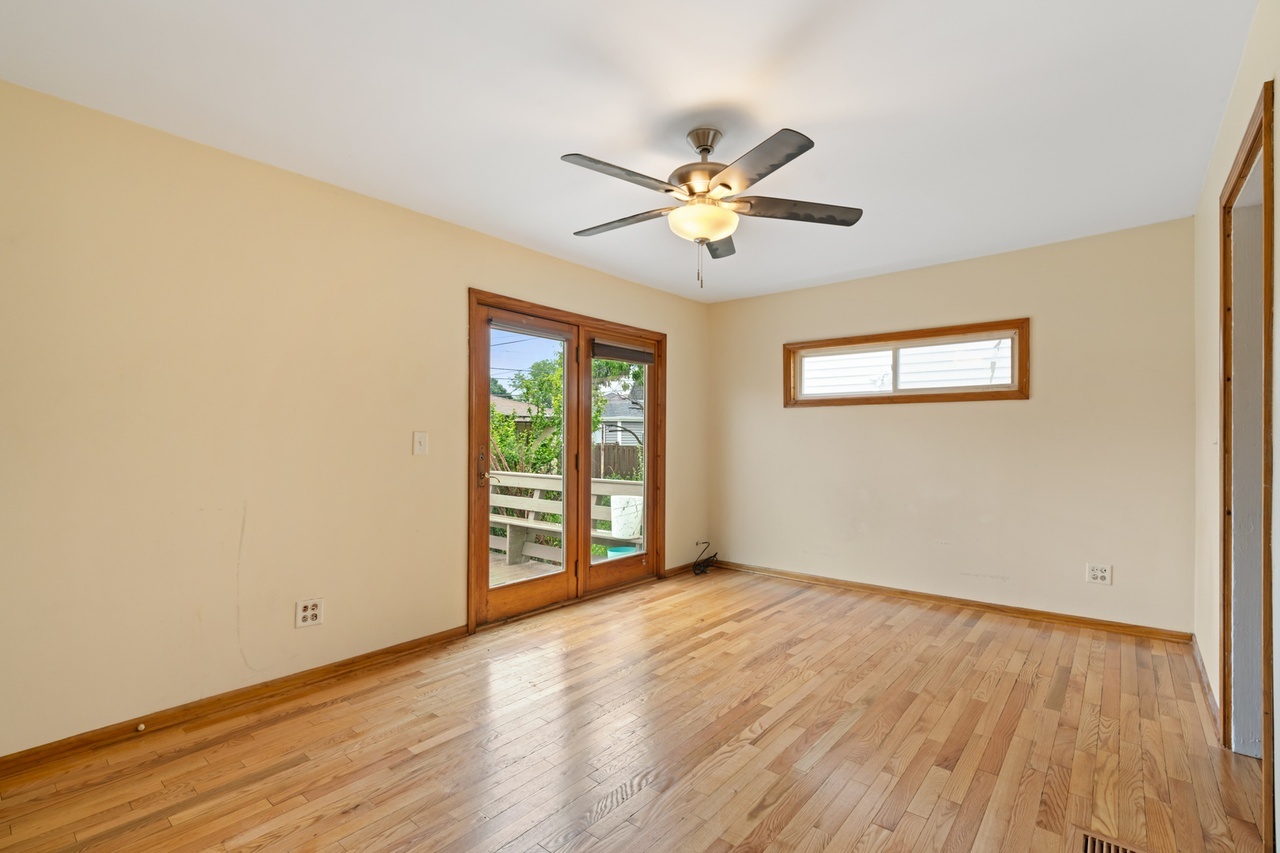 4010 N Octavia Avenue Property Photo 8