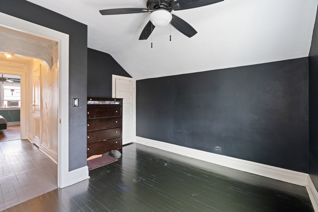 4010 N Octavia Avenue Property Photo 10