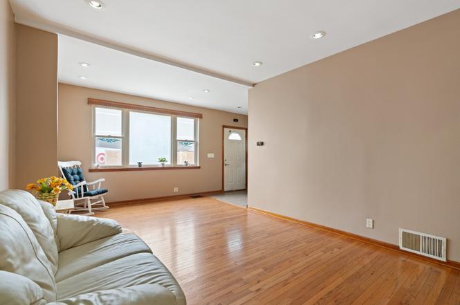 4010 N Octavia Avenue Property Photo 13