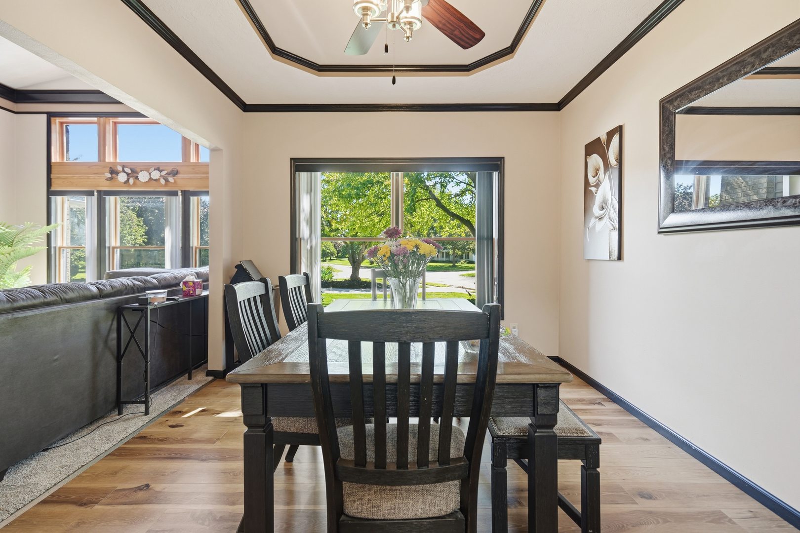 6116 Lakeshore Circle Property Photo 8