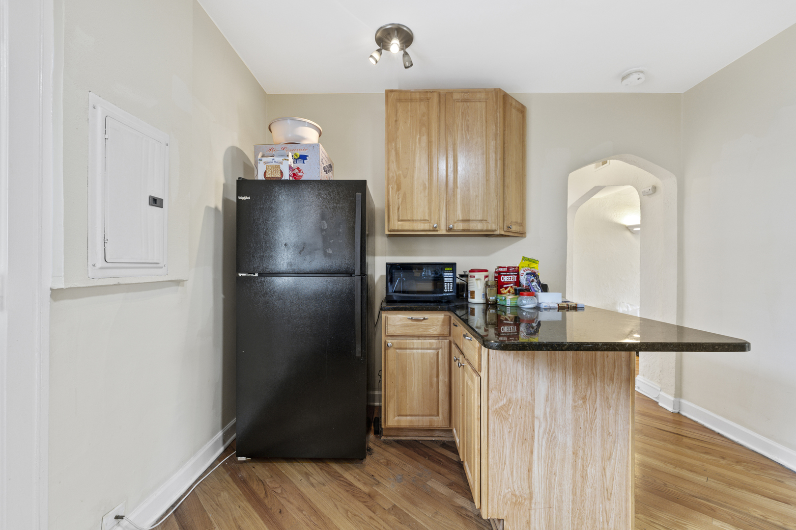 6457 N California Avenue 3 Property Photo 8