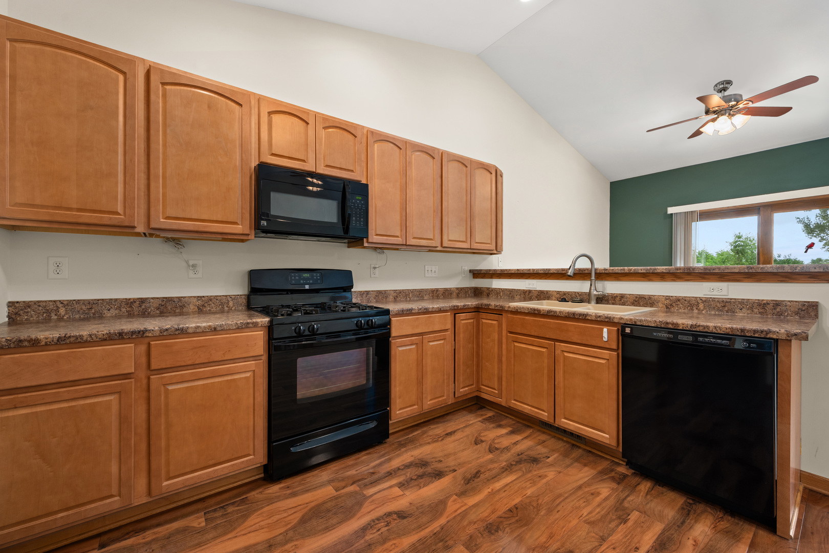 1350 Ridge Drive Property Photo 13
