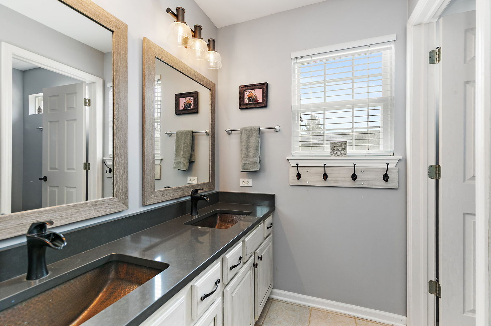 2221 Somerset Lane Property Photo 30