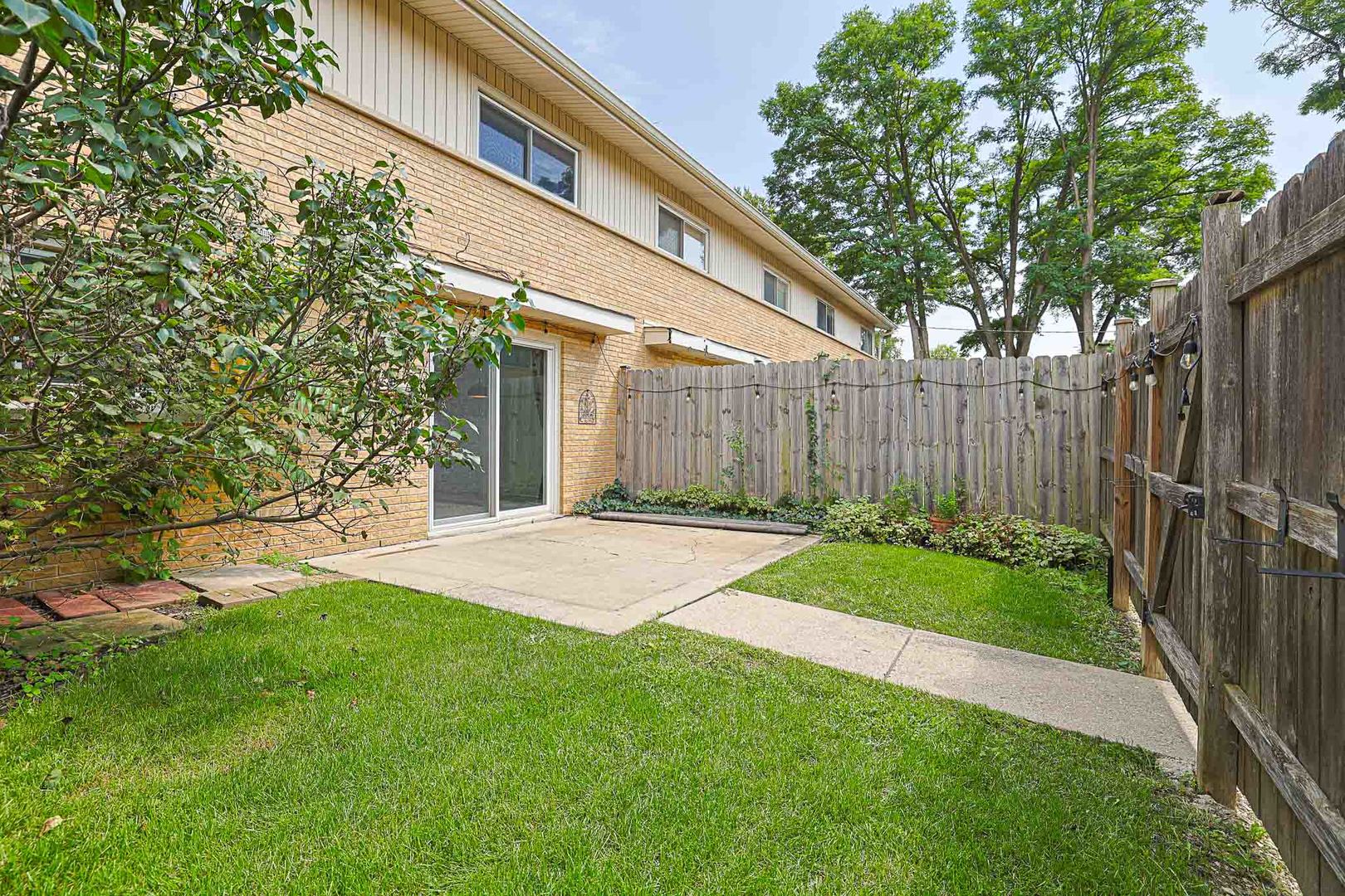 924 N Milwaukee Avenue D Property Photo 19