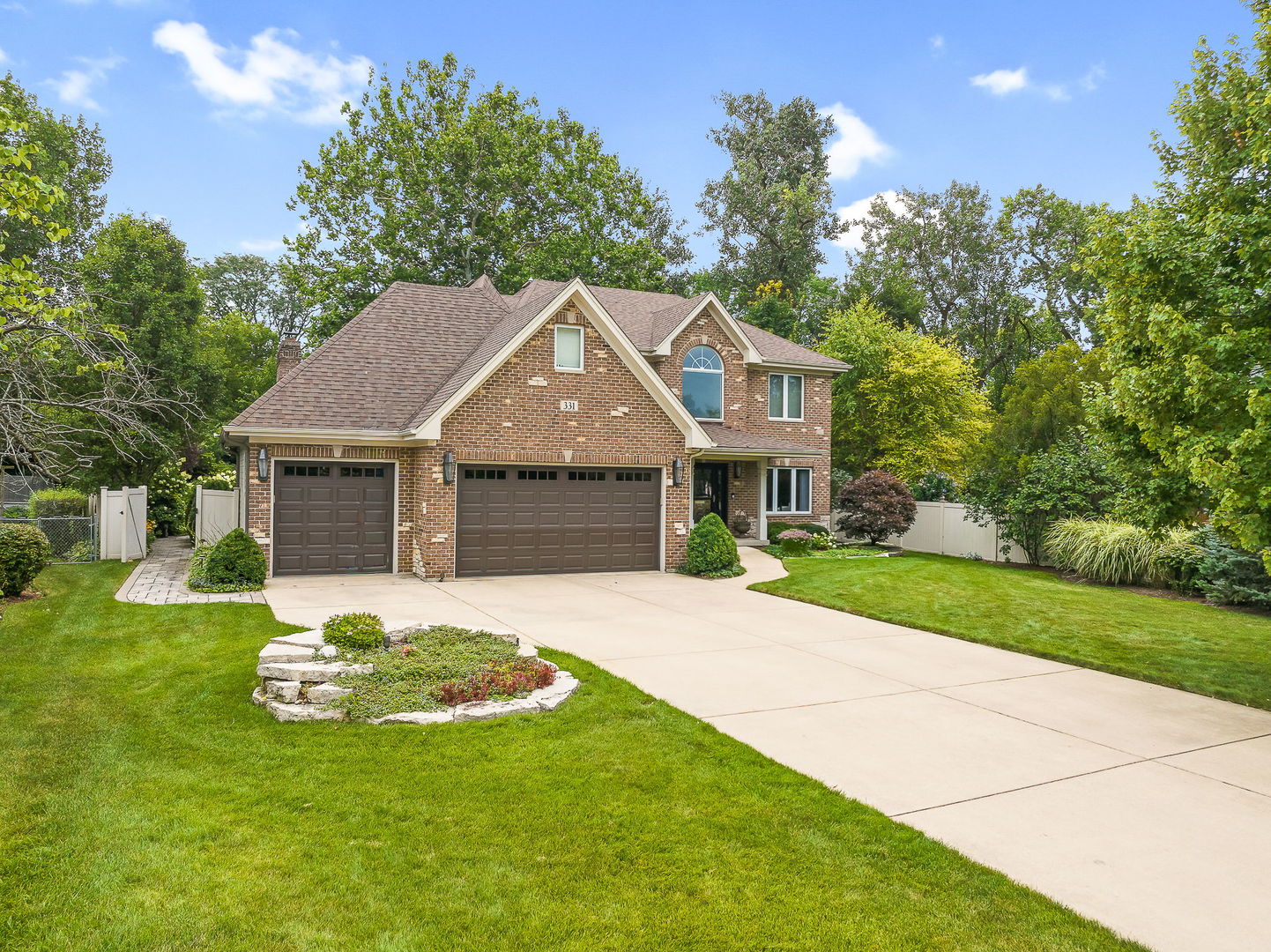 331 Brookside Circle Property Photo 1