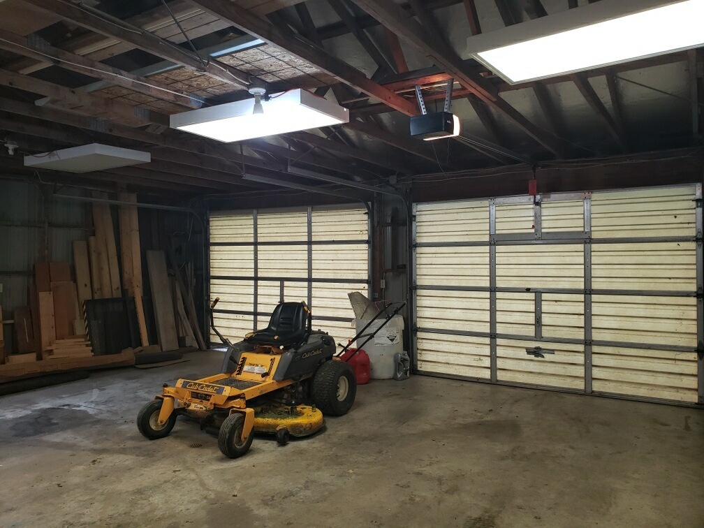 708 E Walnut Street Property Photo 58