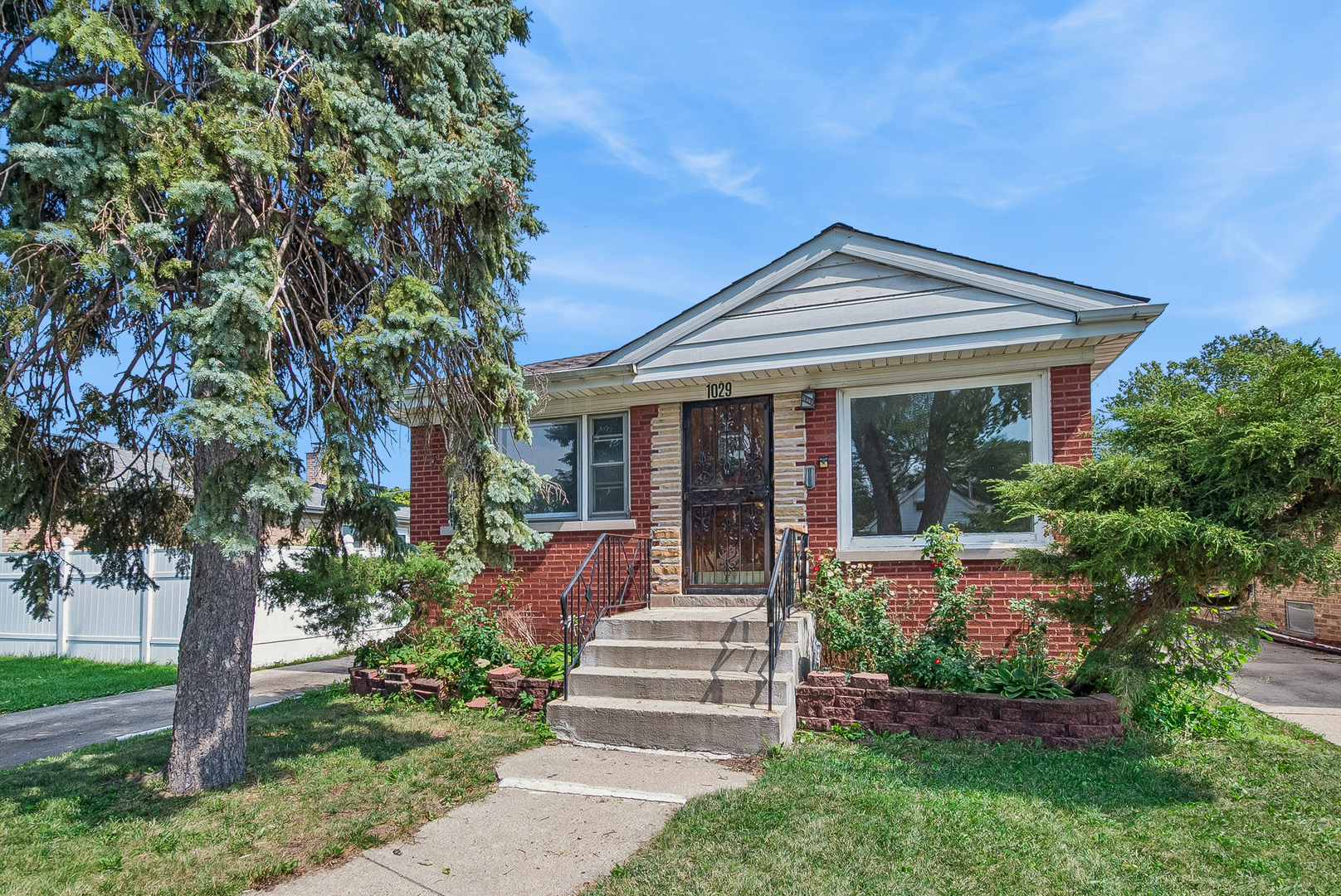 1029 Eastern Avenue Property Photo 1