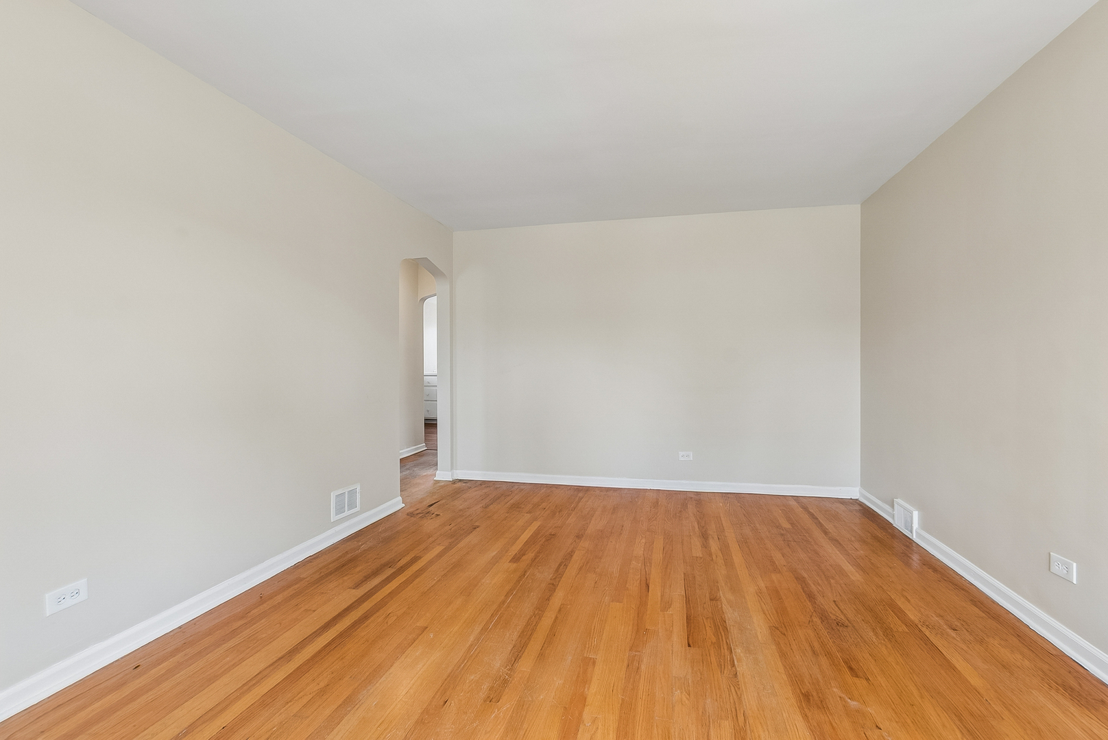 1029 Eastern Avenue Property Photo 4