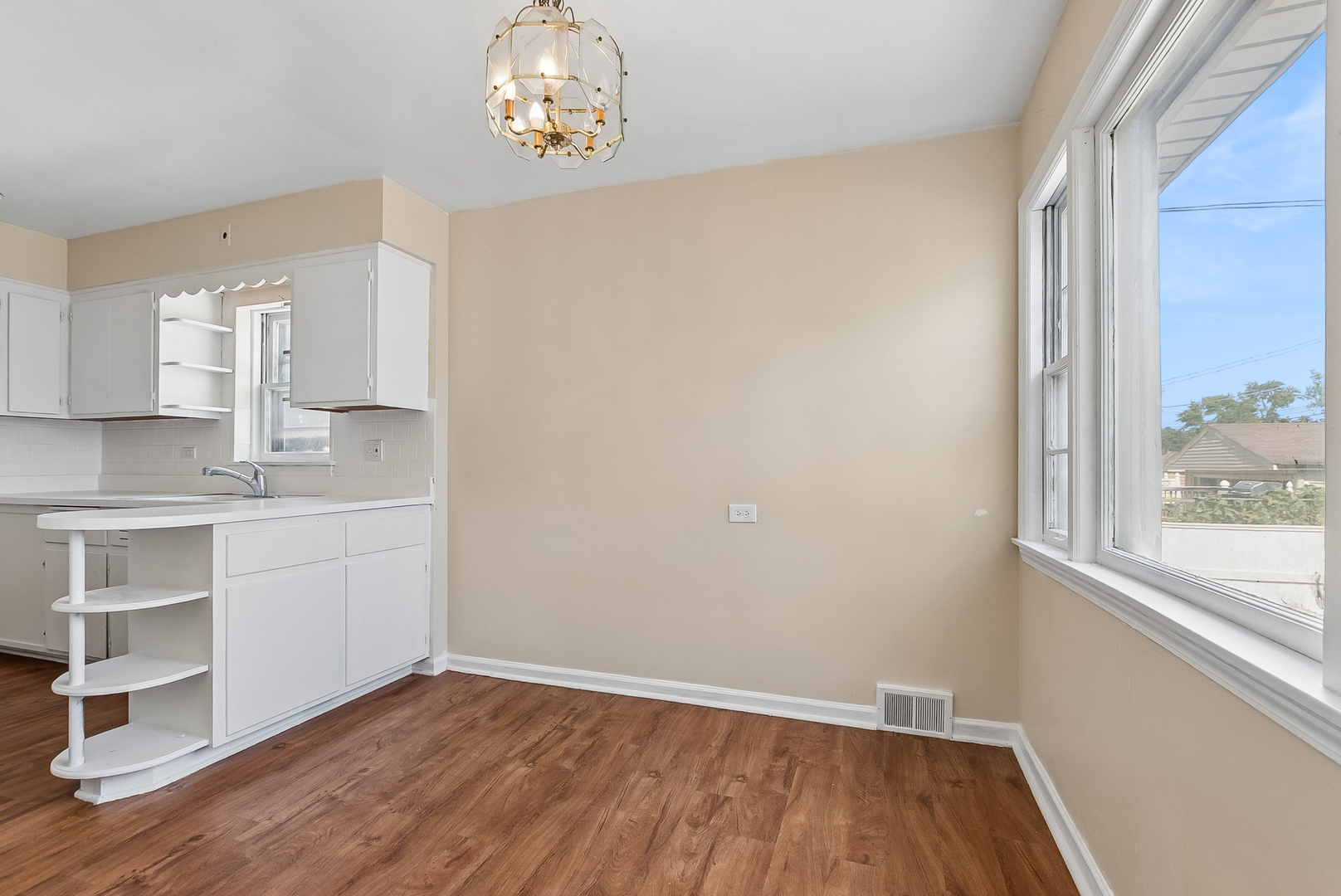 1029 Eastern Avenue Property Photo 10