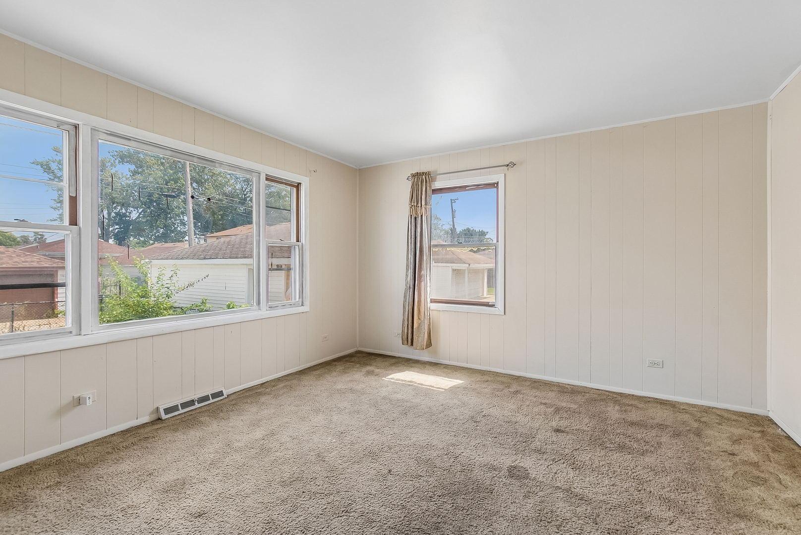 1029 Eastern Avenue Property Photo 14