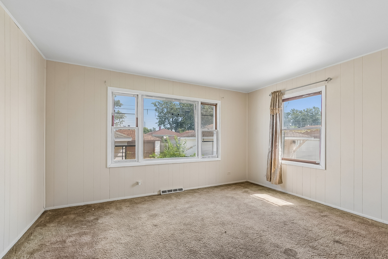 1029 Eastern Avenue Property Photo 15