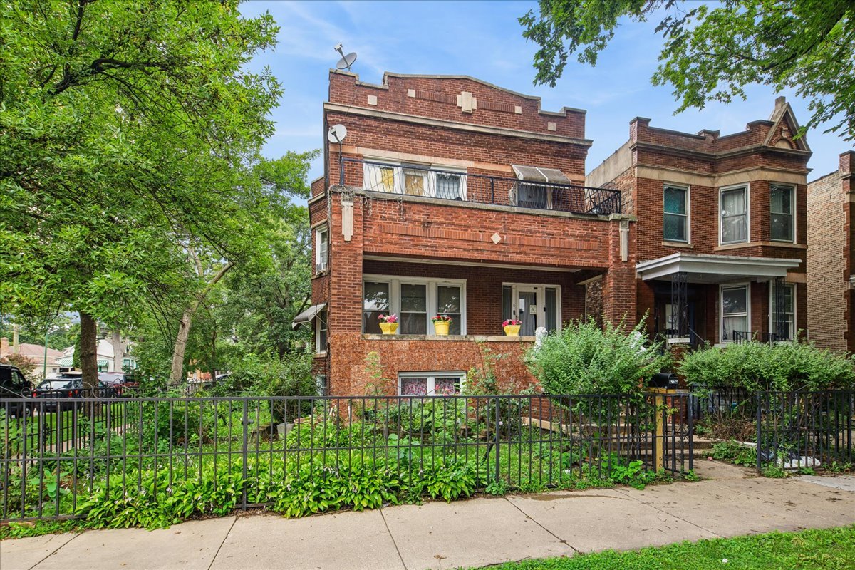 4134 W 25th Place