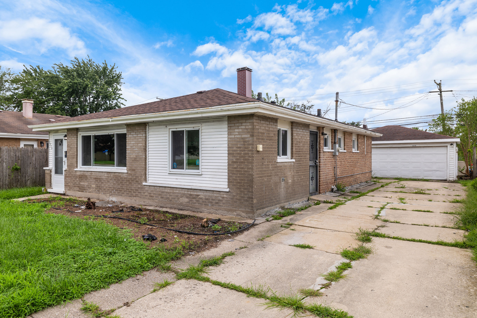 1278 Burnham Avenue Property Photo 3