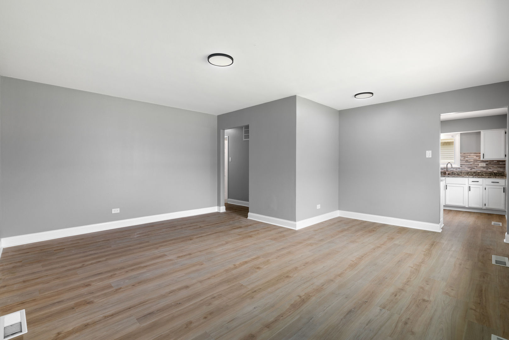 1278 Burnham Avenue Property Photo 4