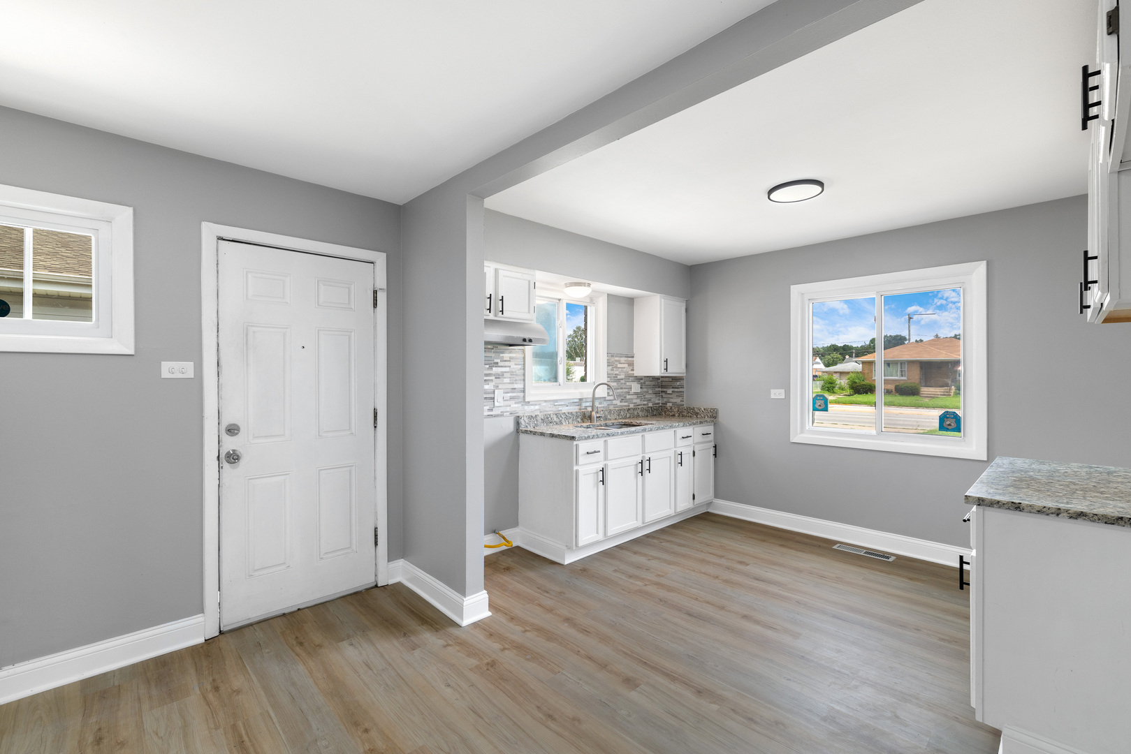 1278 Burnham Avenue Property Photo 11