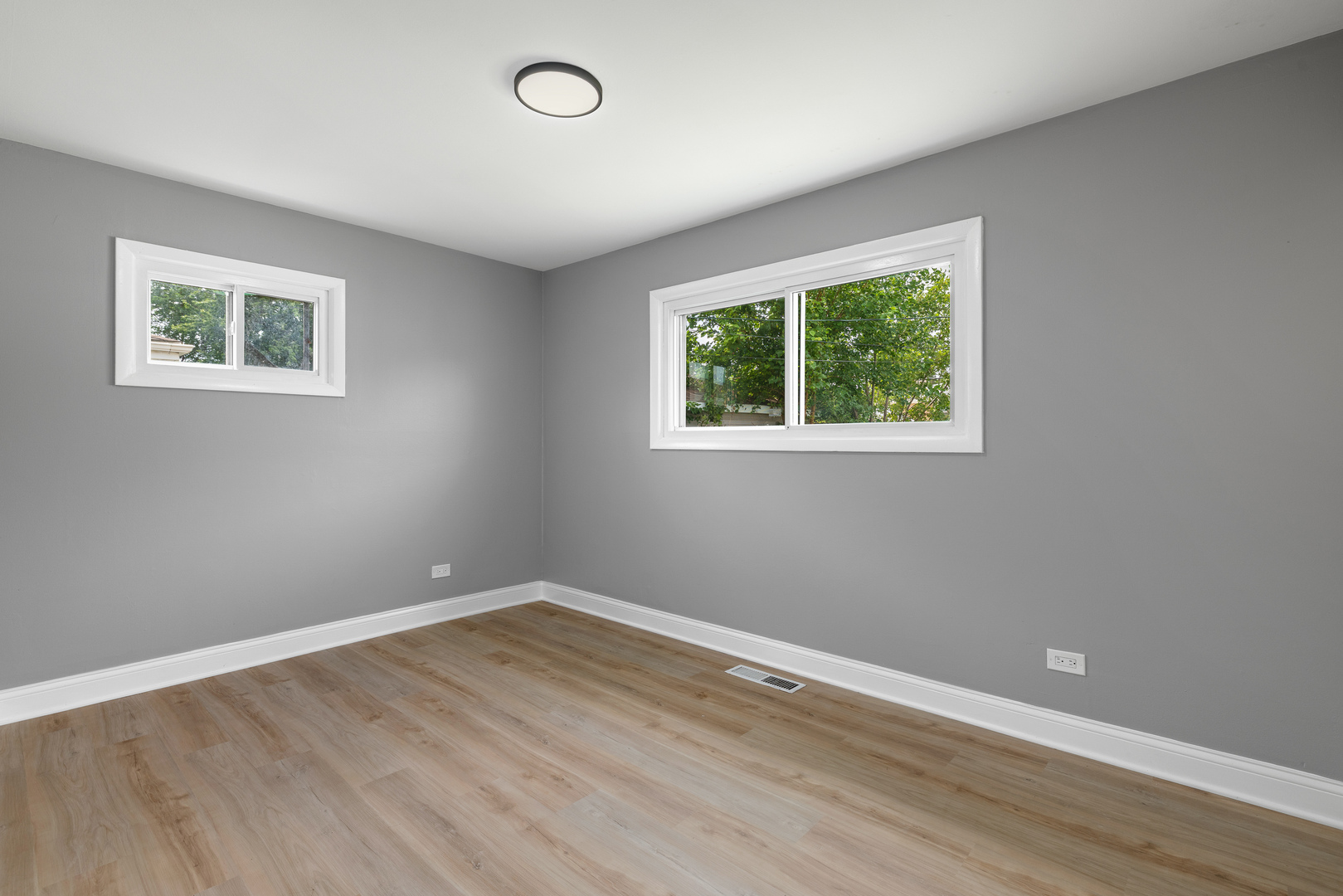 1278 Burnham Avenue Property Photo 16