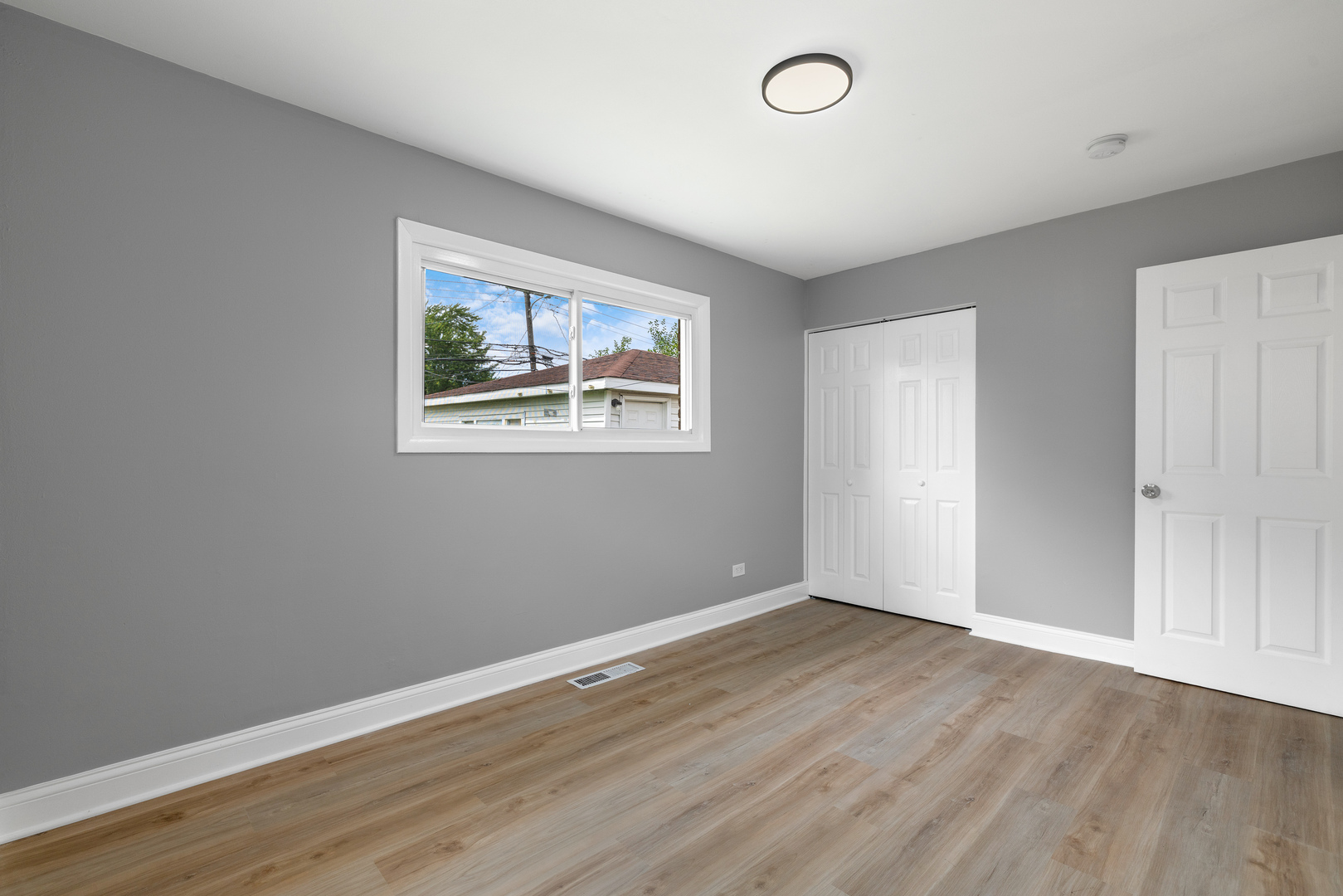 1278 Burnham Avenue Property Photo 17