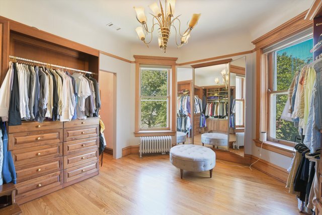 1036 W Garfield Boulevard Property Photo 20