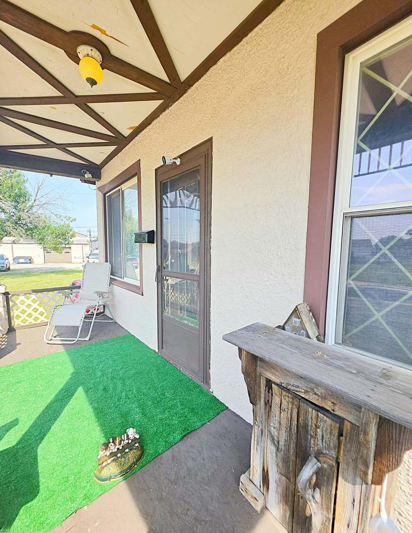 487 Wentworth Avenue Property Photo 2