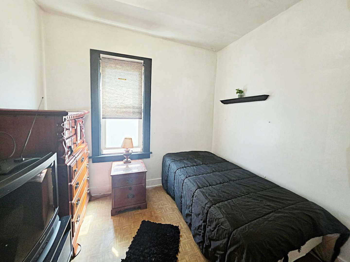487 Wentworth Avenue Property Photo 8