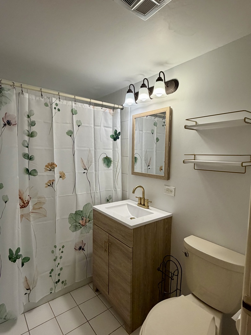 4420 W 111th Street 104 Property Photo 6