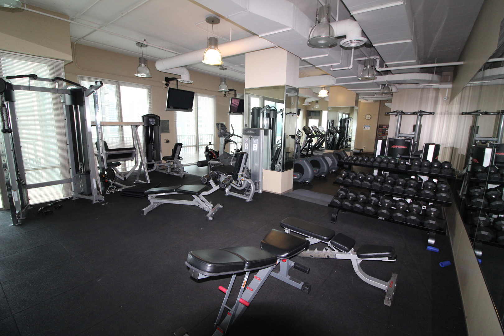 2 E Erie Street 3606 Property Photo 15