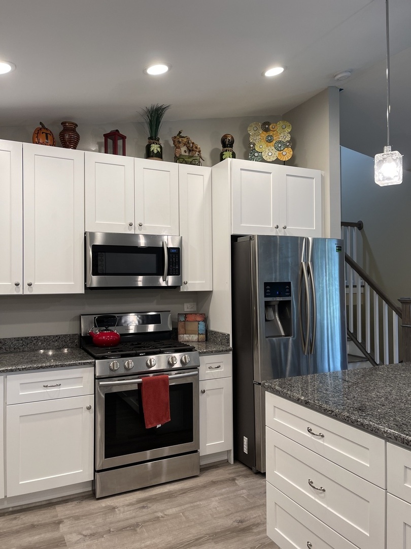 1695 Berkshire Street Property Photo 2