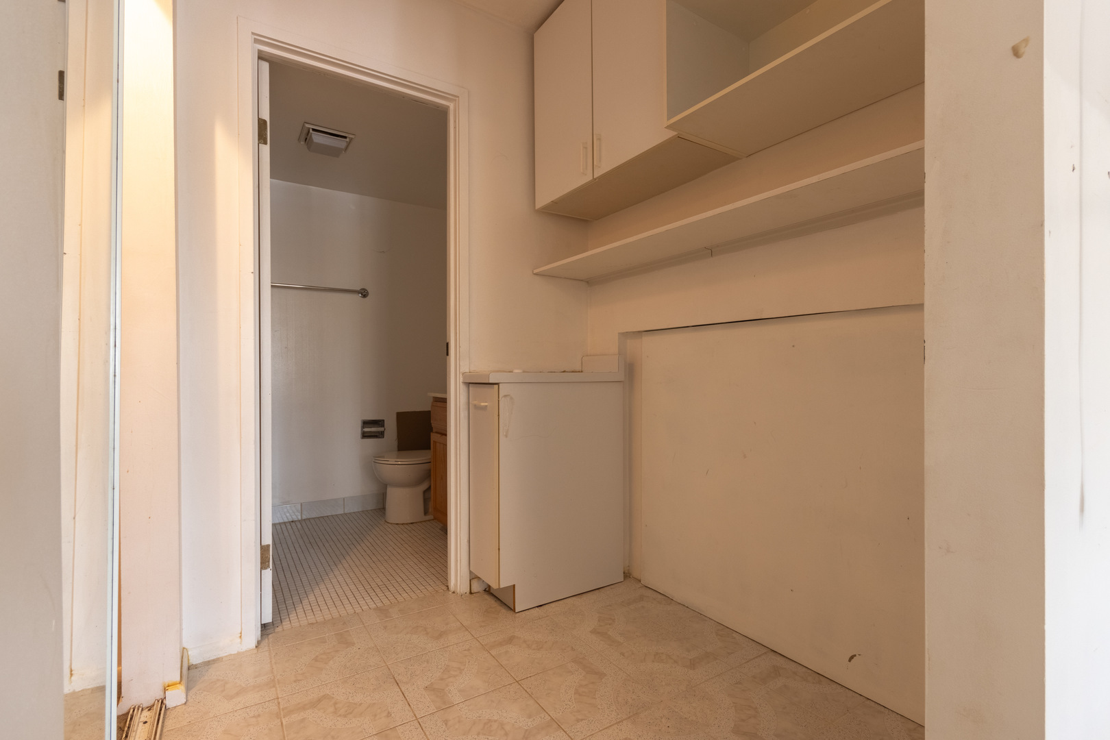 212 Shorewood Drive 1b Property Photo 26