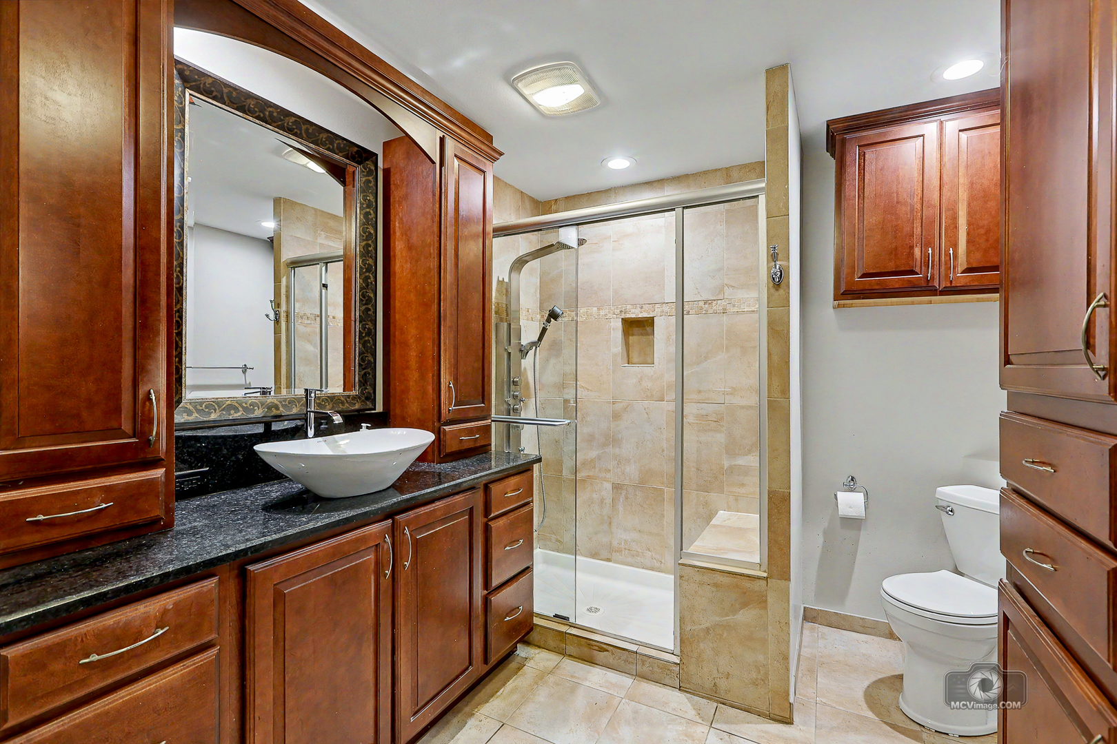 15555 Wolf Road Property Photo 25