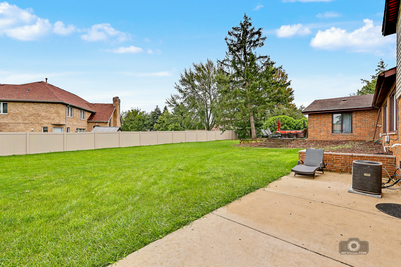 15555 Wolf Road Property Photo 41